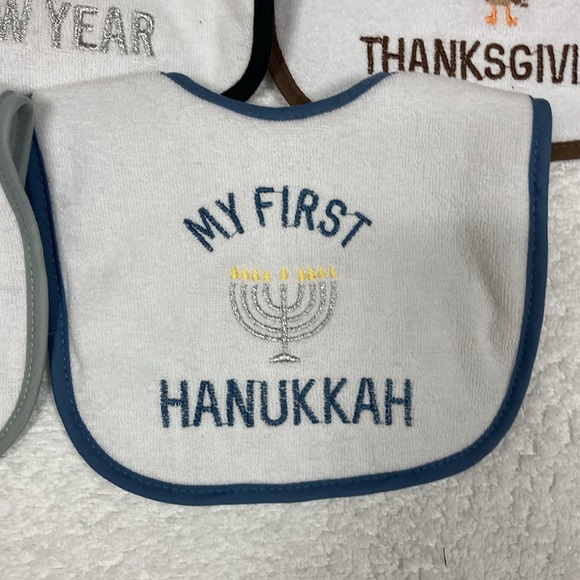 Nwot HB baby’s first bibs one size unisex gender neutral - Picture 4 of 8